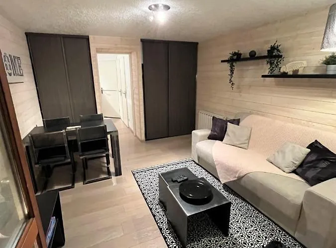 Apartmán Location Lary 2/4 Personnes